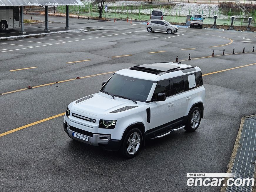Land Rover Defender 2020