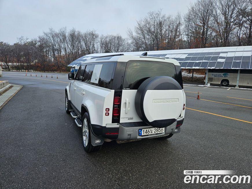 Land Rover Defender 2020