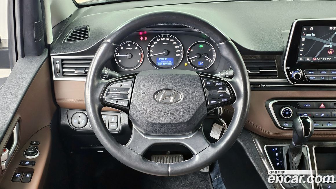 Hyundai Starex 2019
