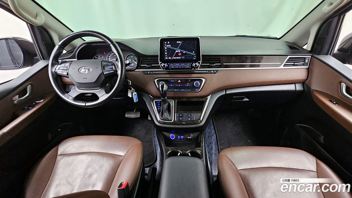 Hyundai Starex 2019