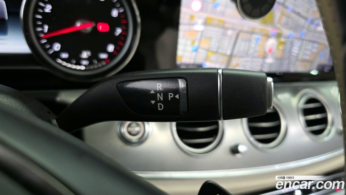 Mercedes-Benz E-Class 2018