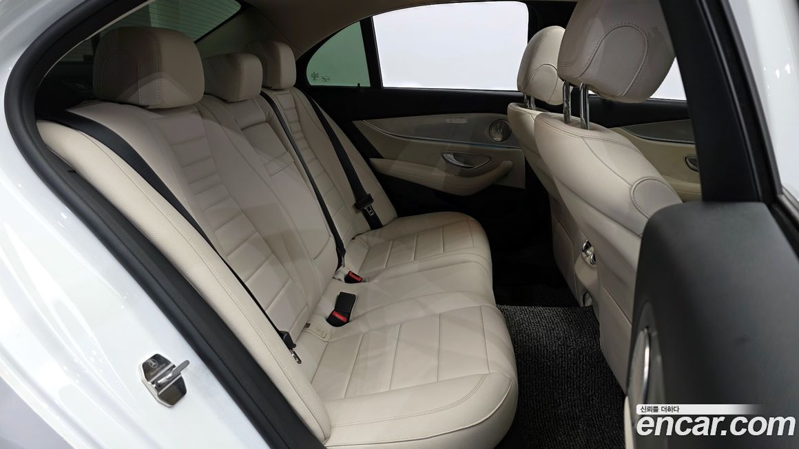 Mercedes-Benz E-Class 2018