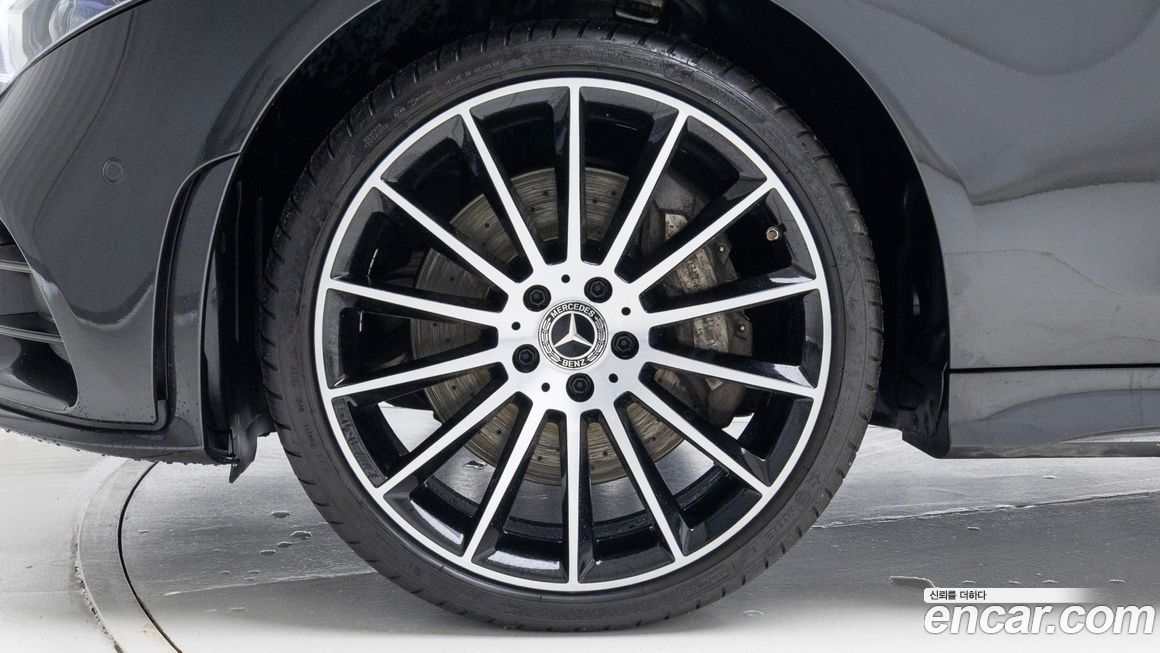 Mercedes-Benz CLS-Class 2021