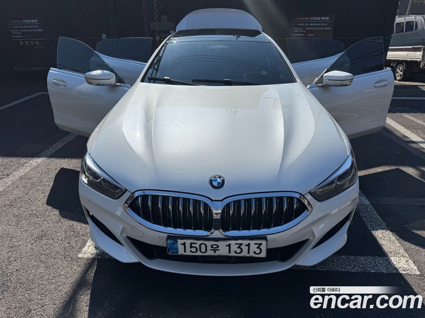 BMW 8-Series 2021