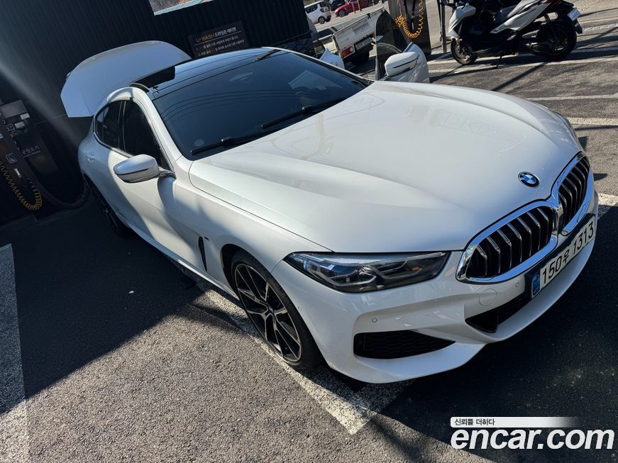 BMW 8-Series 2021