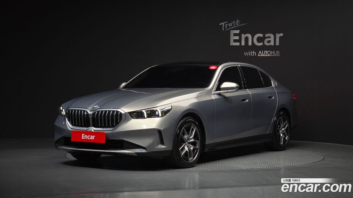 BMW 5-Series 2025