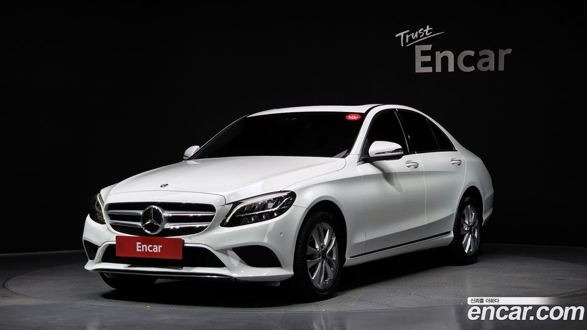 Mercedes-Benz C-Class 2020