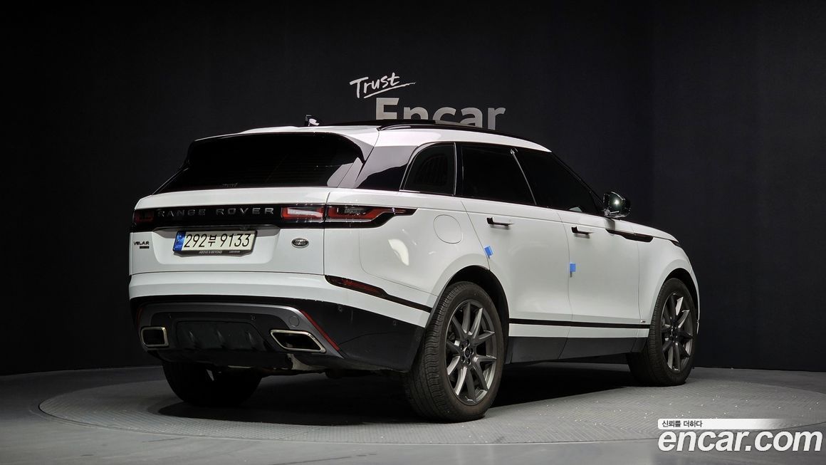 Land Rover Range Rover Velar 2021