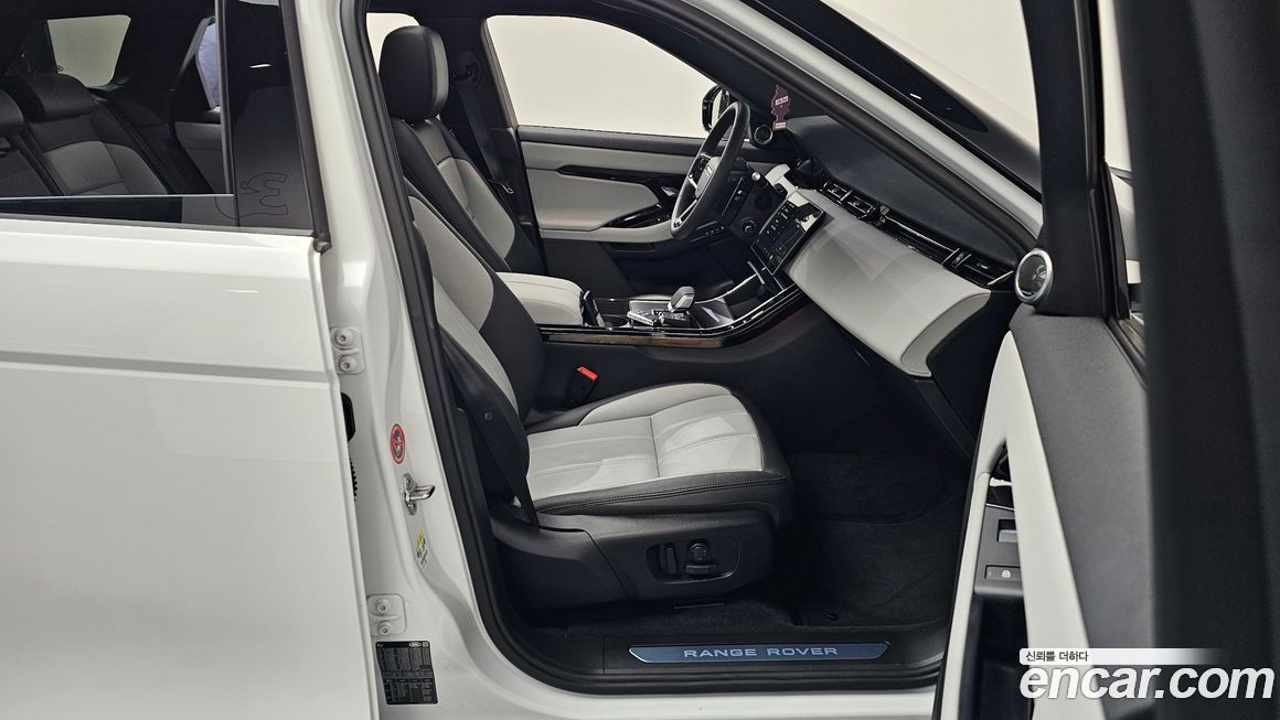 Land Rover Range Rover Evoque 2026