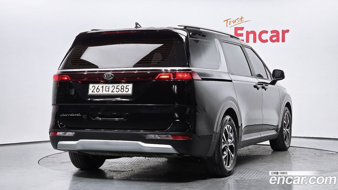 Kia Canival 2021