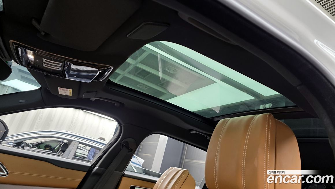 Land Rover Range Rover Velar 2021