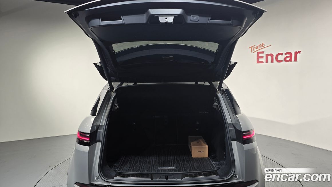 Land Rover Range Rover Evoque 2025