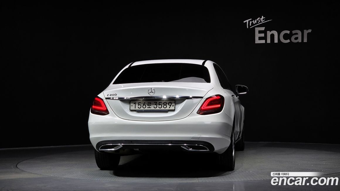 Mercedes-Benz C-Class 2020