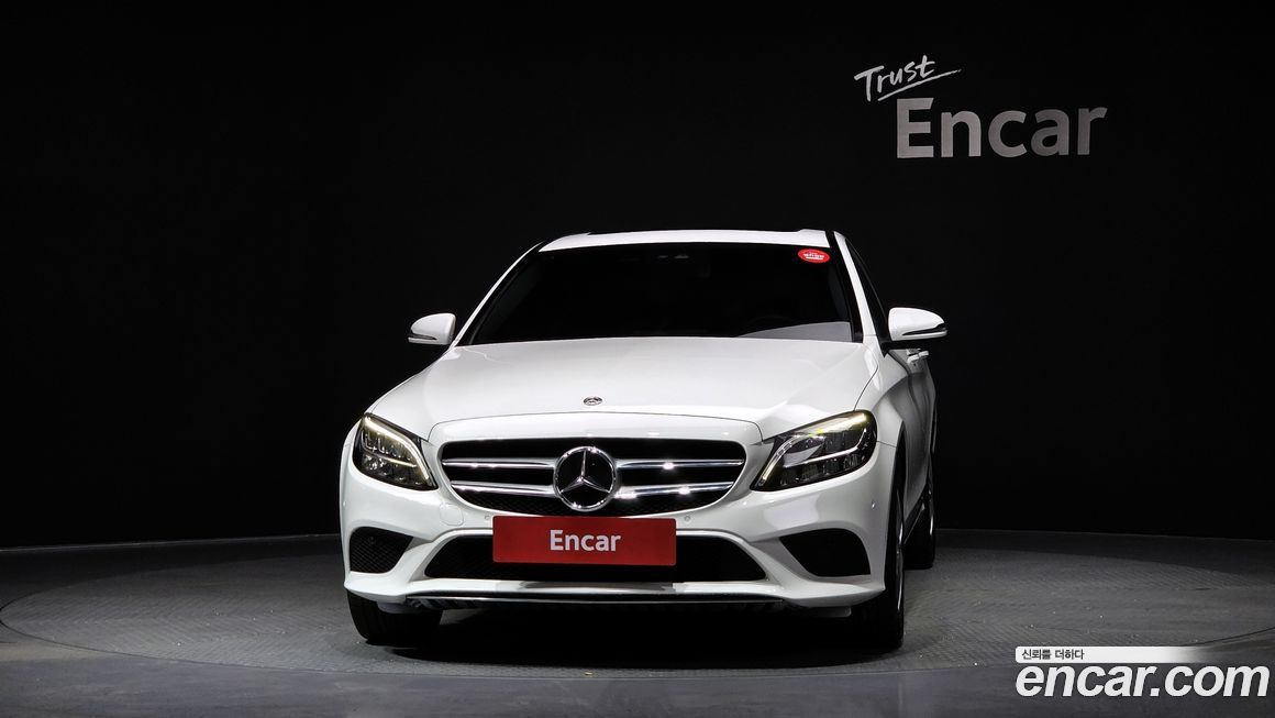 Mercedes-Benz C-Class 2020