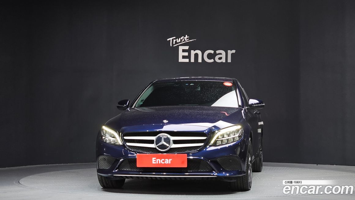 Mercedes-Benz C-Class 2020