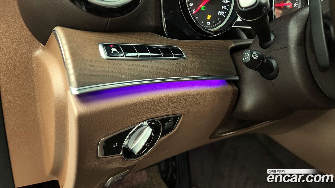 Mercedes-Benz E-Class 2019