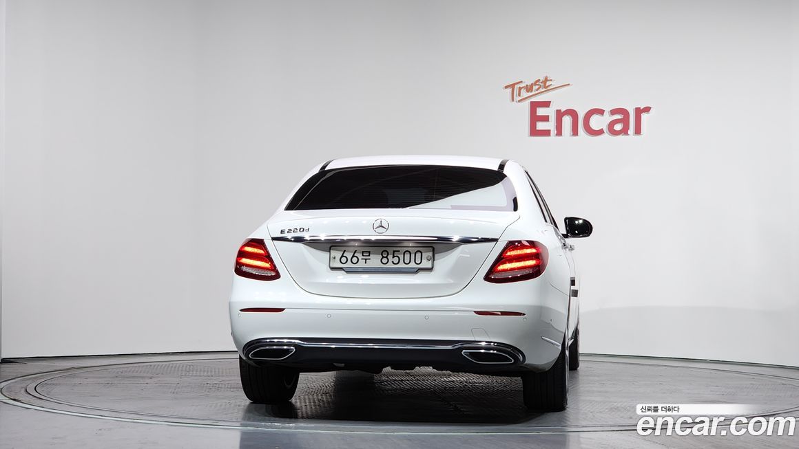 Mercedes-Benz E-Class 2019