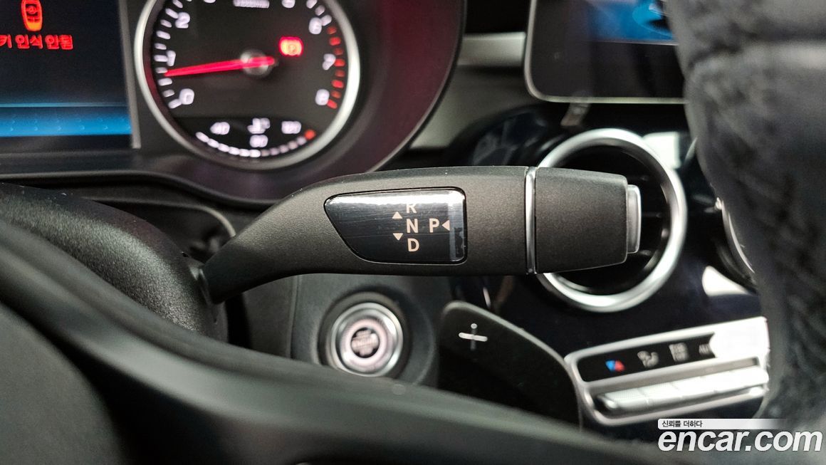 Mercedes-Benz C-Class 2020