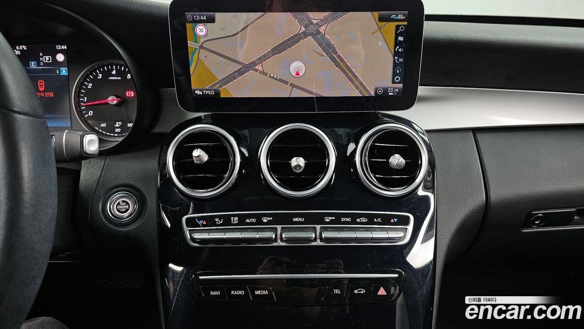 Mercedes-Benz C-Class 2020