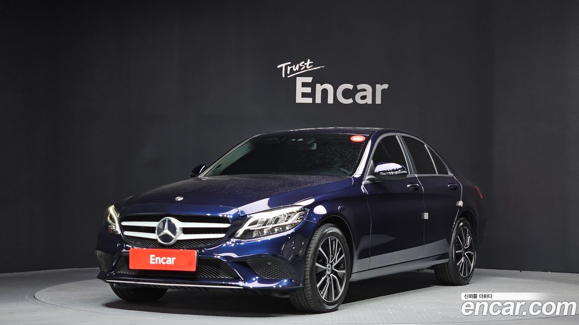 Mercedes-Benz C-Class 2020