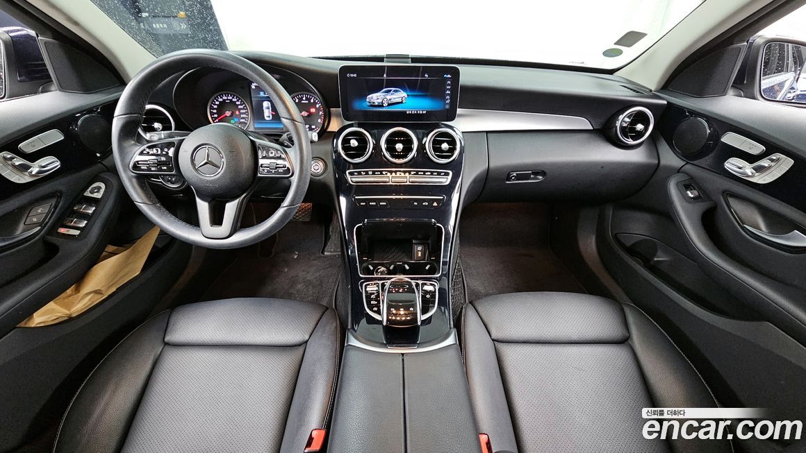 Mercedes-Benz C-Class 2020