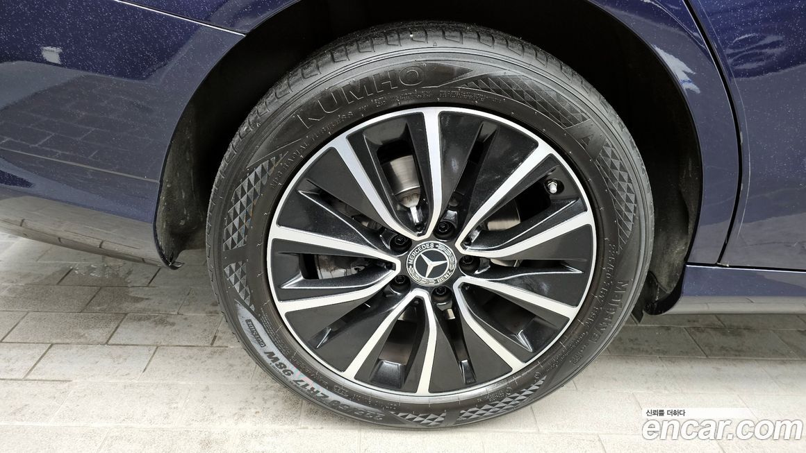 Mercedes-Benz C-Class 2020