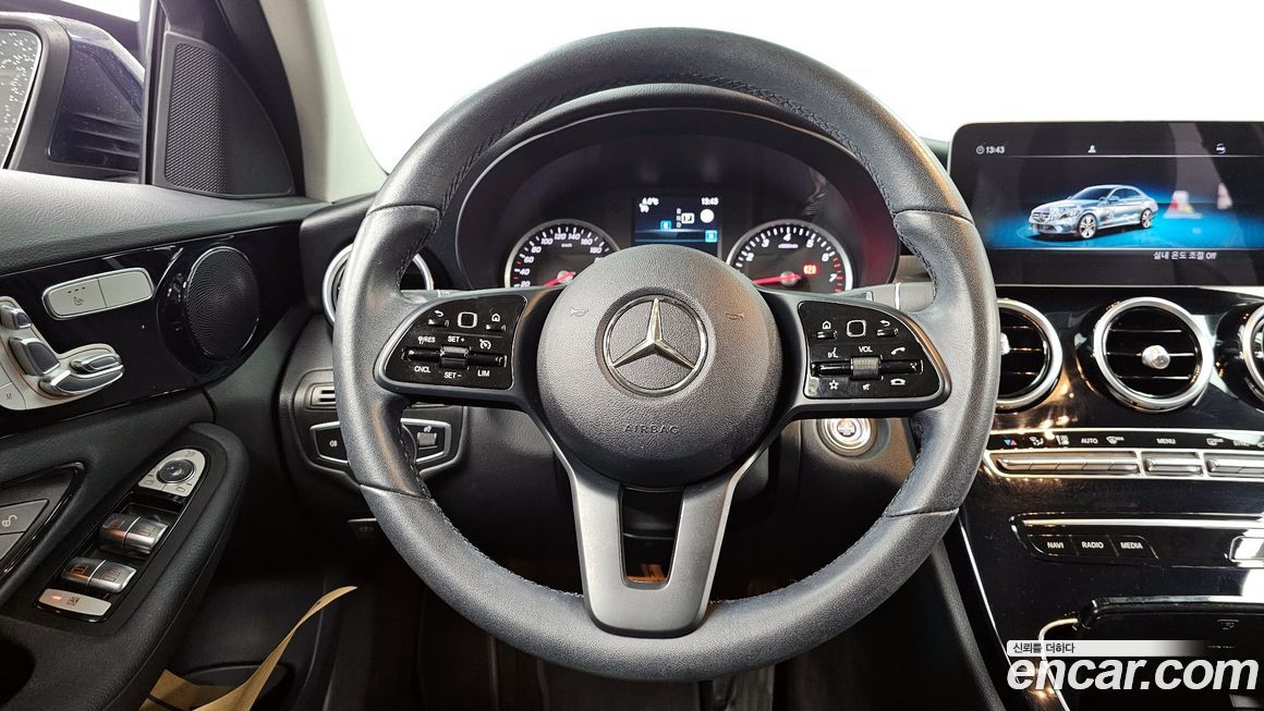 Mercedes-Benz C-Class 2020