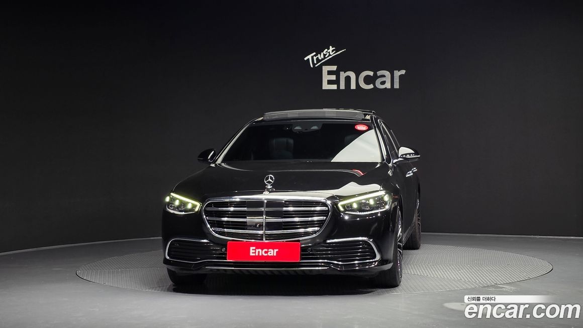 Mercedes-Benz S-Class 2021