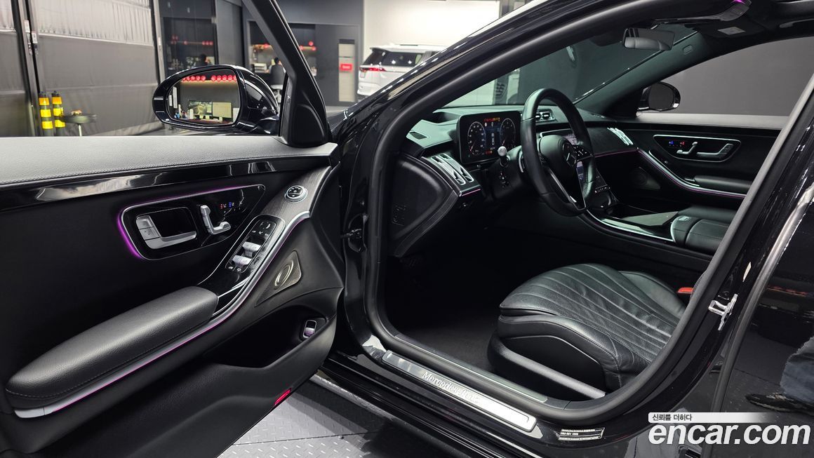 Mercedes-Benz S-Class 2021