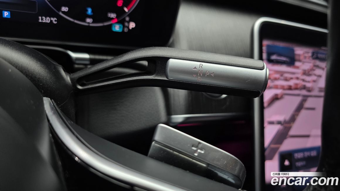 Mercedes-Benz S-Class 2021