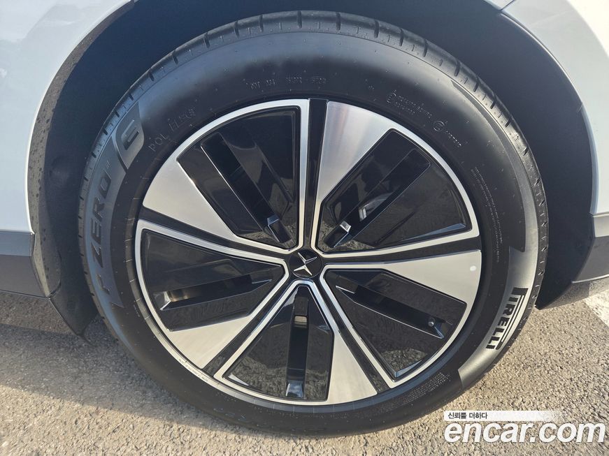 Polestar Polestar 4 2025