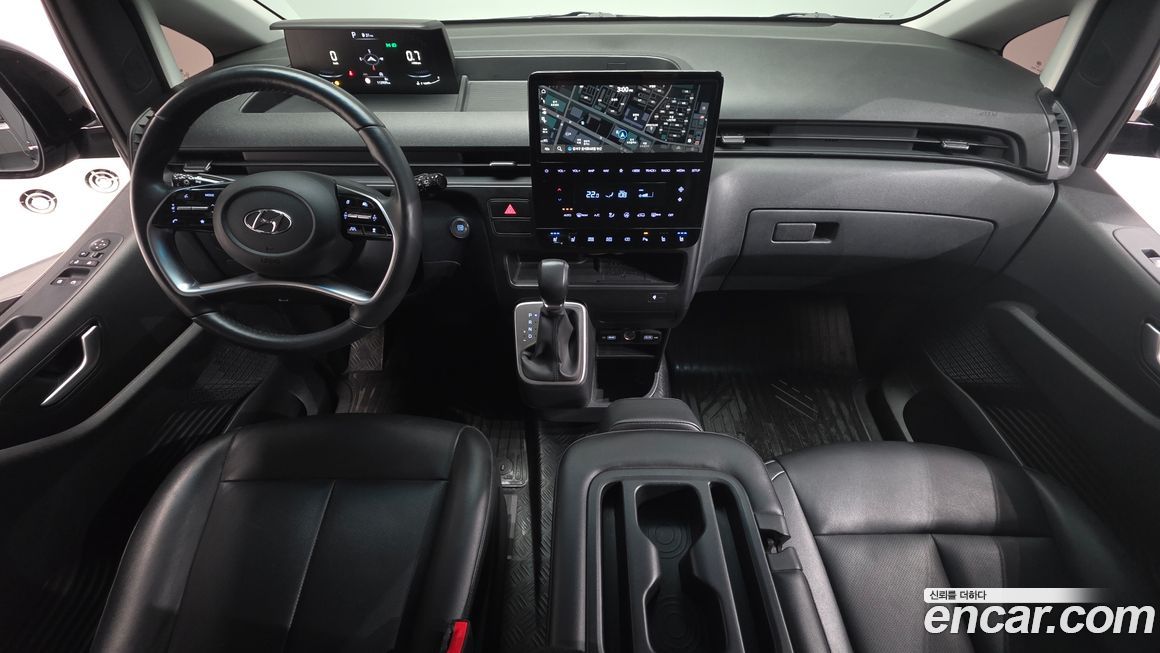 Hyundai Staria 2023