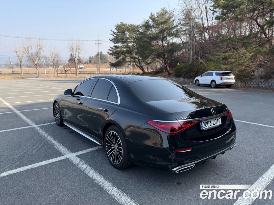 Mercedes-Benz S-Class 2021