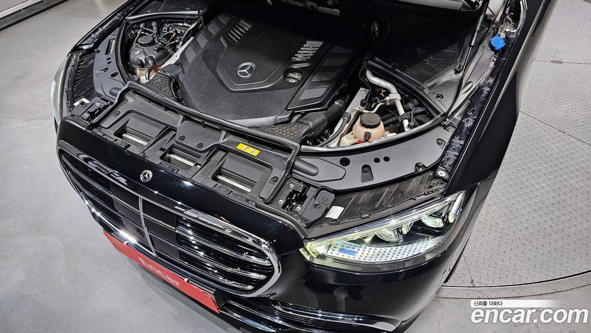 Mercedes-Benz S-Class 2021