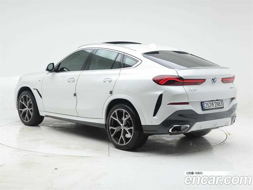 BMW X6 2021