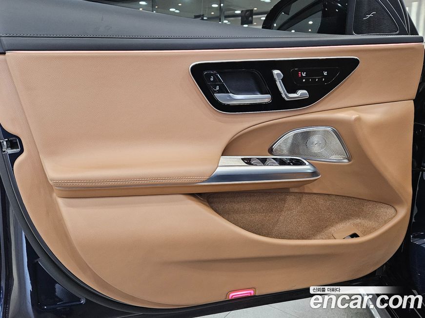 Mercedes-Benz E-Class 2024
