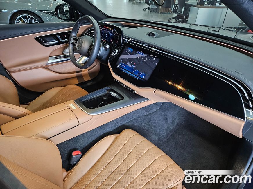 Mercedes-Benz E-Class 2024