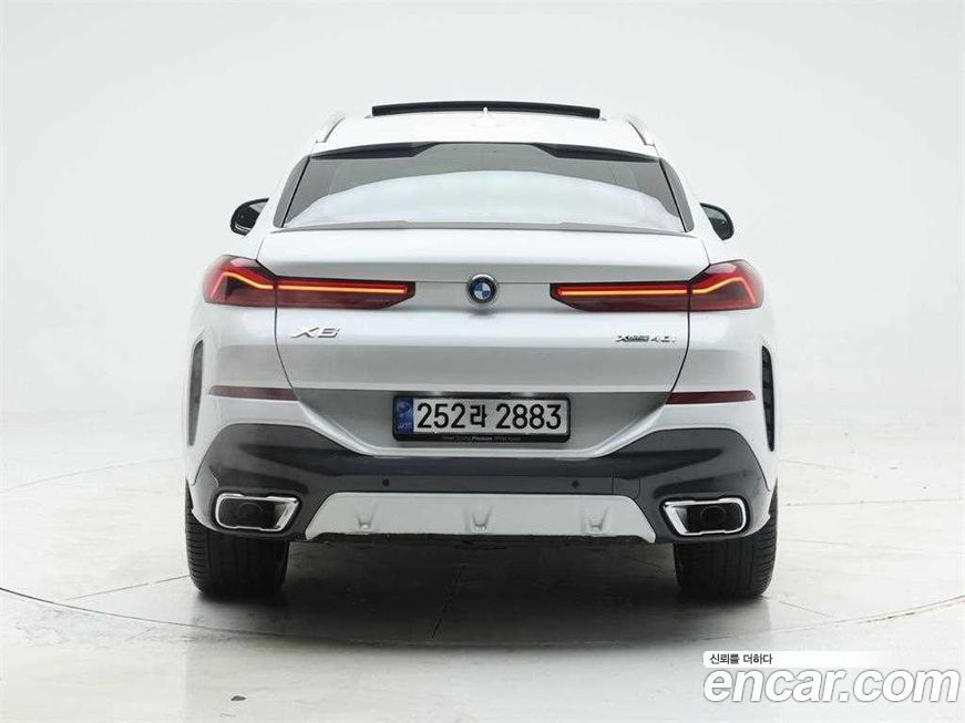 BMW X6 2021