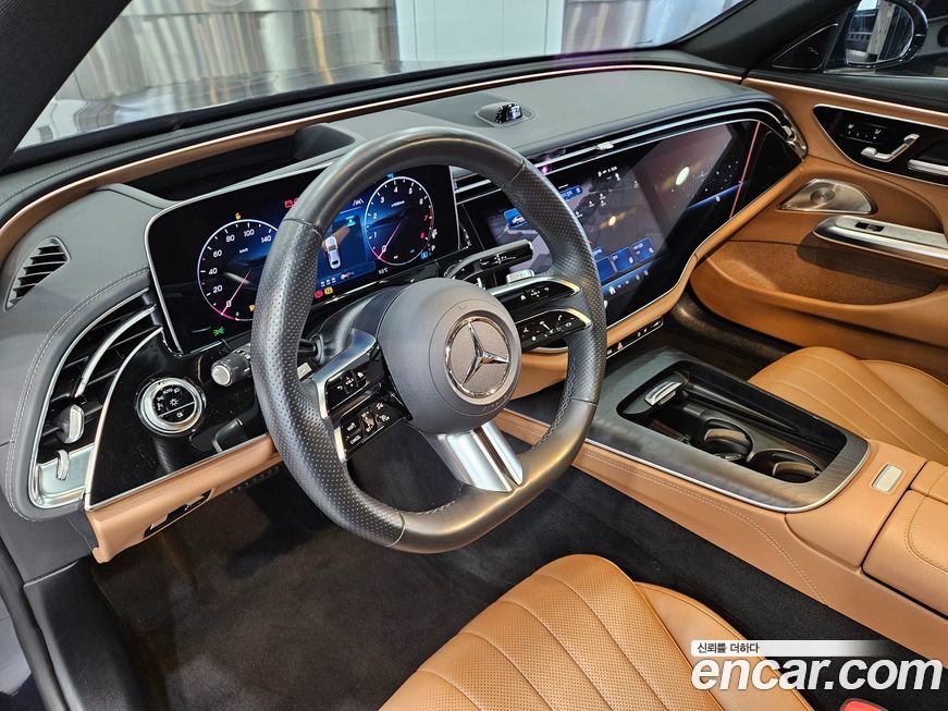 Mercedes-Benz E-Class 2024