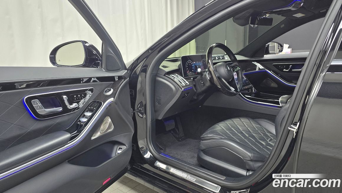 Mercedes-Benz S-Class 2021