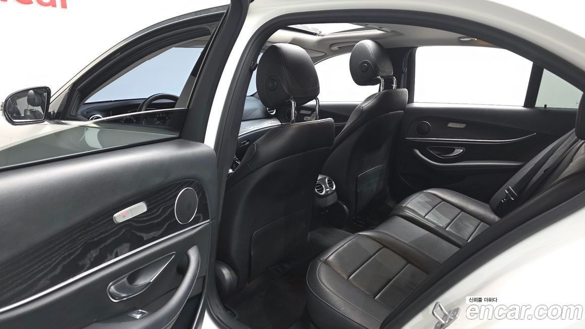 Mercedes-Benz E-Class 2018