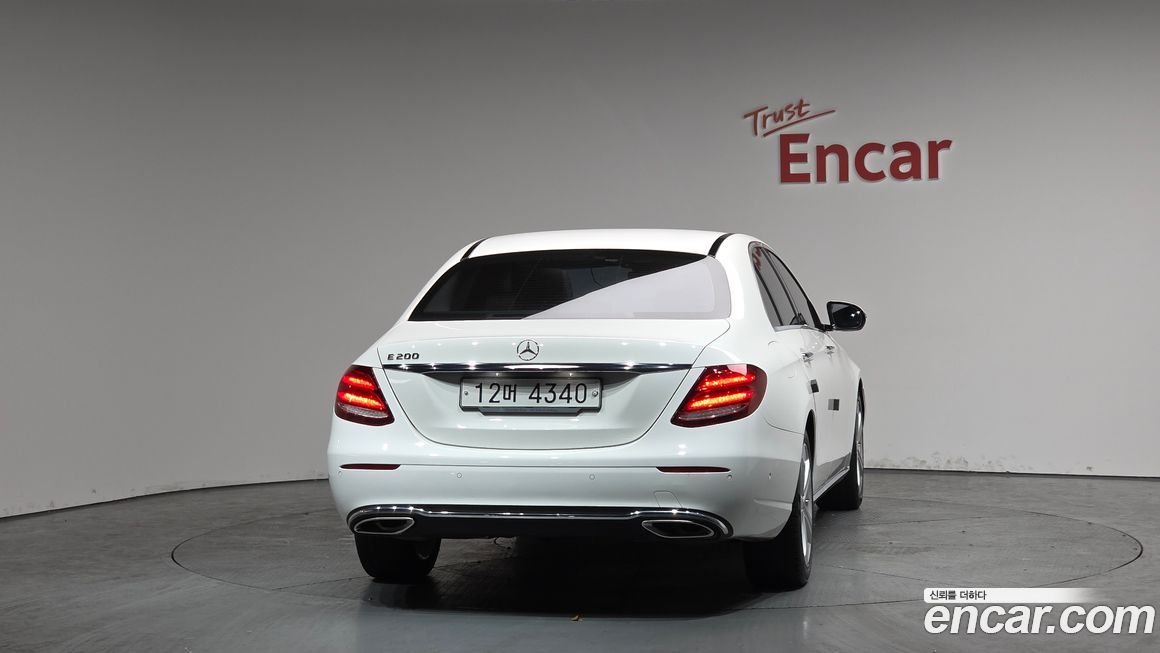 Mercedes-Benz E-Class 2018