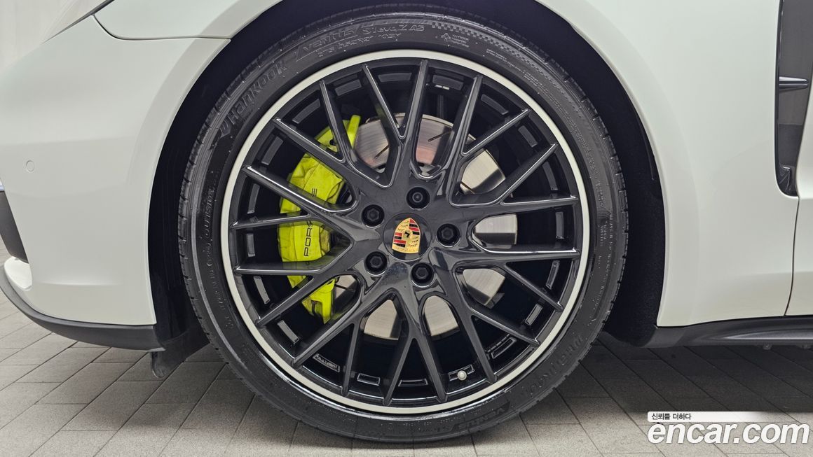 Porsche Panamera 2018