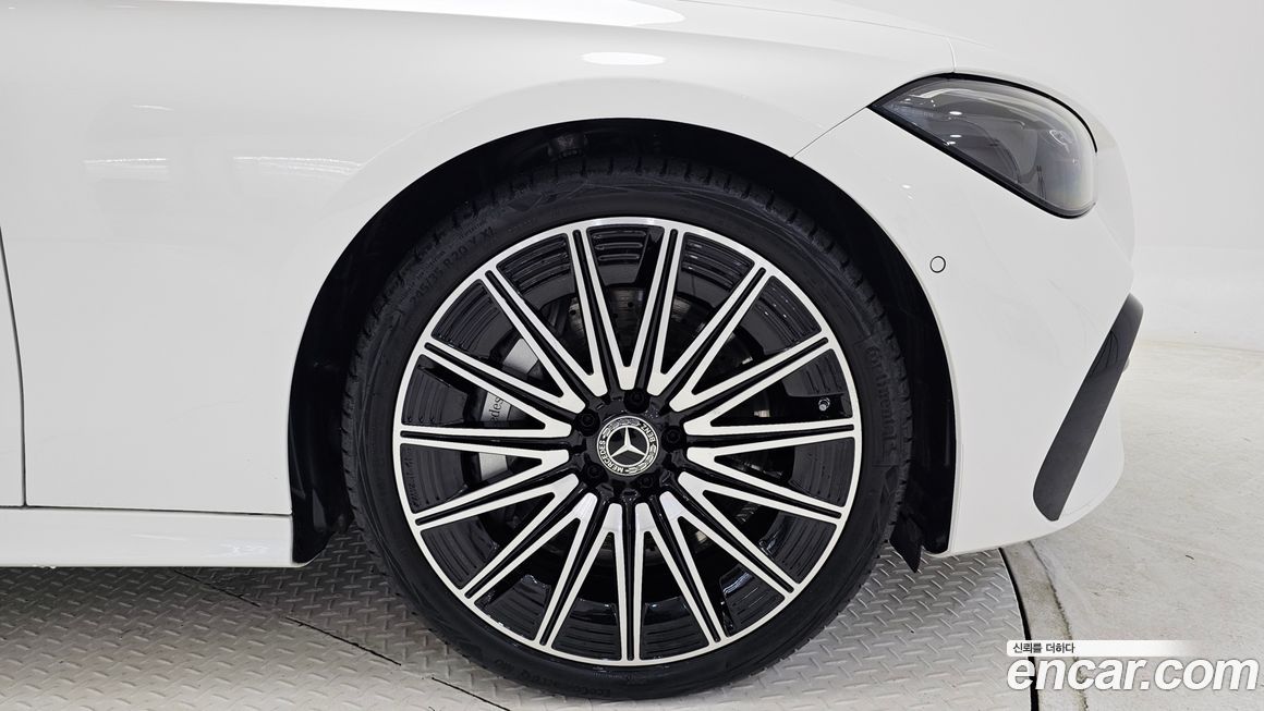 Mercedes-Benz CLE-Class 2025