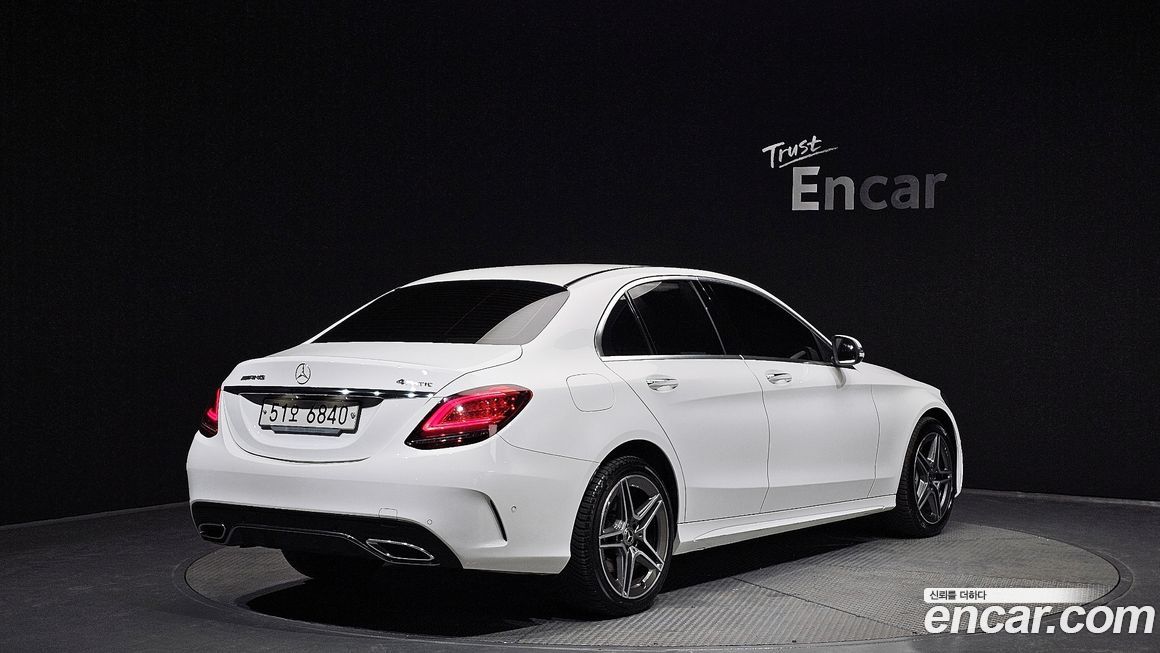Mercedes-Benz C-Class 2019