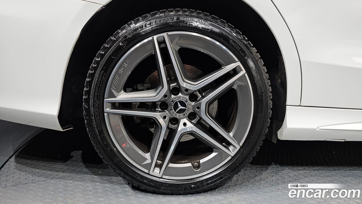 Mercedes-Benz C-Class 2019