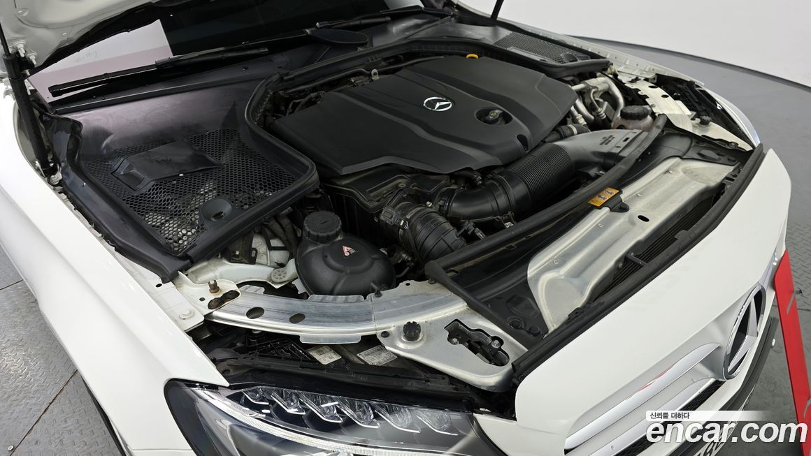 Mercedes-Benz C-Class 2018