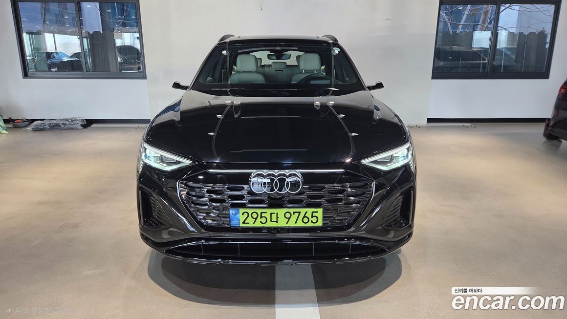 Audi Q8 e-tron 2024