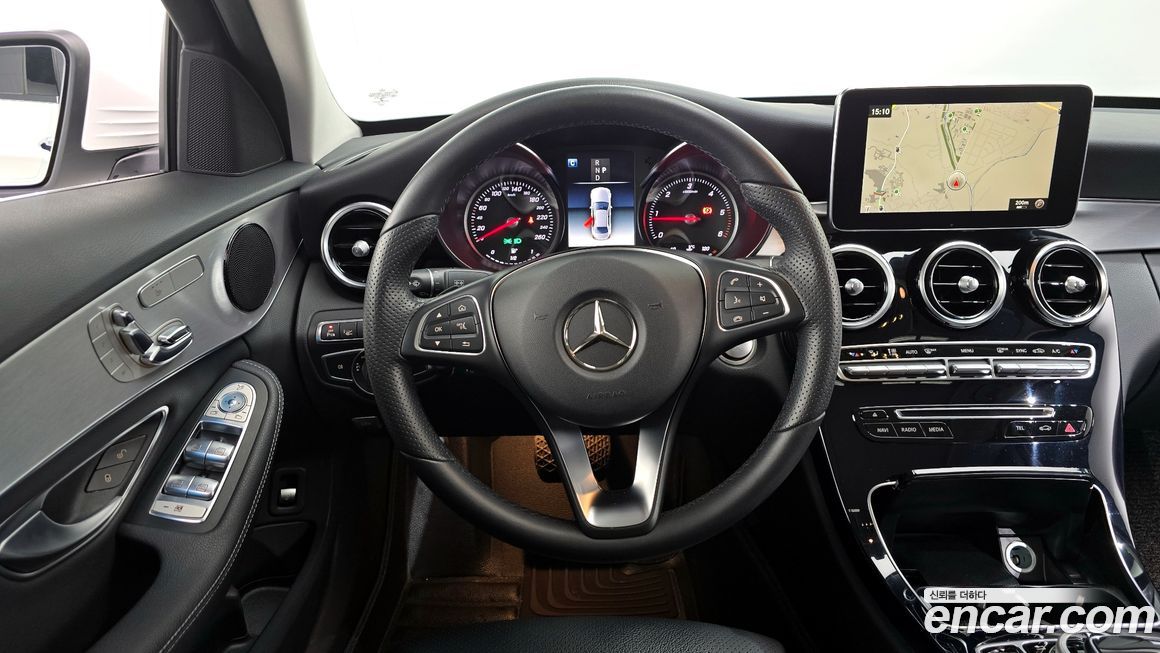 Mercedes-Benz C-Class 2018