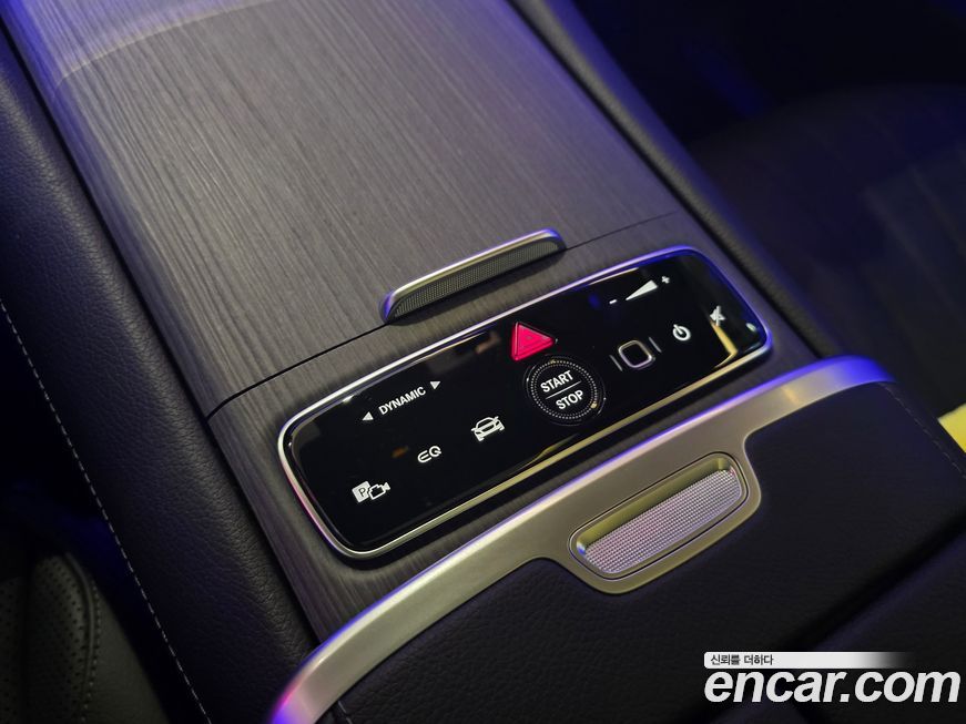 Mercedes-Benz EQE 2024